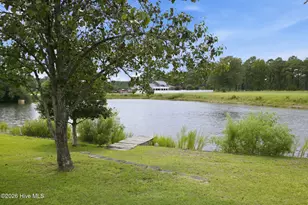 107 Silver Lake Ct, Swansboro, NC 28584 - Photo 9