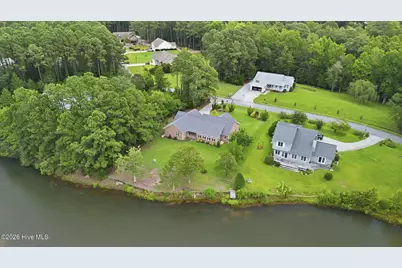 107 Silver Lake Court, Swansboro, NC 28584 - Photo 11