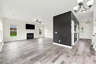 704 Ingram Ct, Jacksonville, NC 28540 - Photo 3