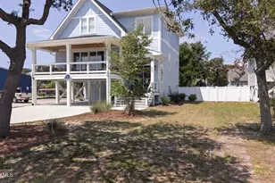 101 NE 64th St, Oak Island, NC 28465 - Photo 7