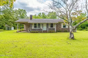 190 Morgan Dr, Raeford, NC 28376 - Photo 1
