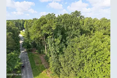 410 Candlewood Drive, Jacksonville, NC 28540 - Photo 5