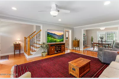 24 Village Green Circle, Southern Pines, NC 28387 - Photo 5