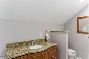 24 Village Green Cir, Southern Pines, NC 28387 - Photo 25