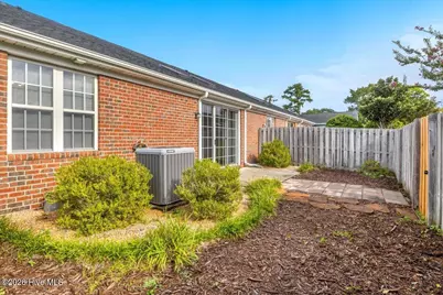 5006 Carleton Drive #Unit 121, Wilmington, NC 28403 - Photo 31
