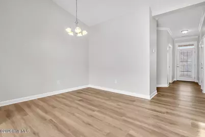 5006 Carleton Drive #Unit 121, Wilmington, NC 28403 - Photo 13