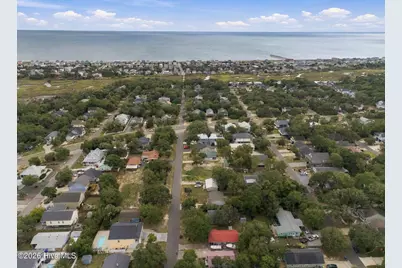 107 NE 20th Street, Oak Island, NC 28465 - Photo 11
