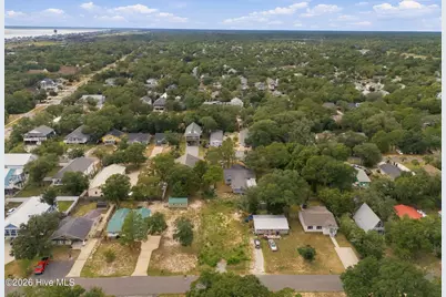 107 NE 20th Street, Oak Island, NC 28465 - Photo 7
