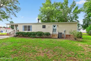 1094 Gull Ct SW, Calabash, NC 28467 - Photo 5