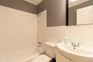 210 Albania St, Edenton, NC 27932 - Photo 9
