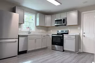 1111 Wood St, Elizabeth City, NC 27909 - Photo 9