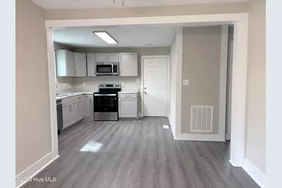 1111 Wood Street, Elizabeth City, NC 27909 - Photo 5