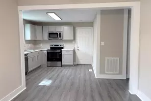 1111 Wood St, Elizabeth City, NC 27909 - Photo 5