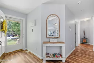 109 Commander Cir, New Bern, NC 28562 - Photo 5