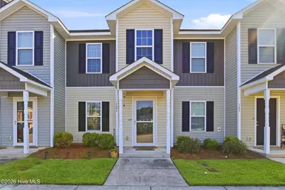 121 W Murrow Lane, Jacksonville, NC 28546 - Photo 3