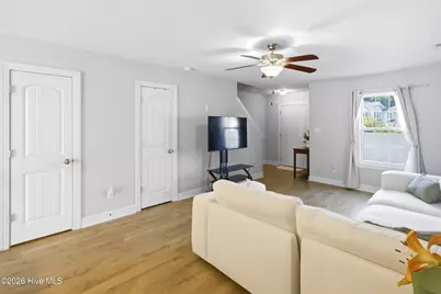 121 W Murrow Lane, Jacksonville, NC 28546 - Photo 11