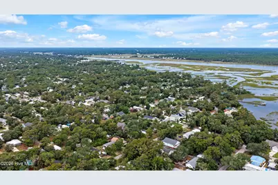 115 NE 79th Street, Oak Island, NC 28465 - Photo 9