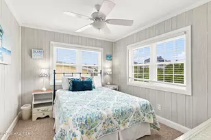 4105 Ocean Dr, Emerald Isle, NC 28594 - Photo 23
