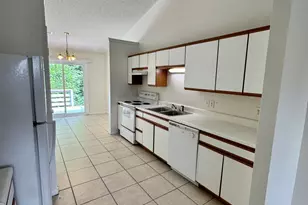 217 Wyndham Cir, Greenville, NC 27858 - Photo 3