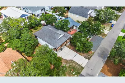 225 NE 39th Street, Oak Island, NC 28465 - Photo 51