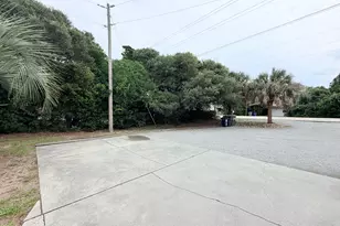 5708 Emerald Dr, Emerald Isle, NC 28594 - Photo 15