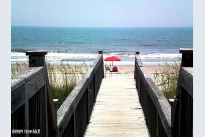515 Fairway Drive W, Sunset Beach, NC 28468 - Photo 17