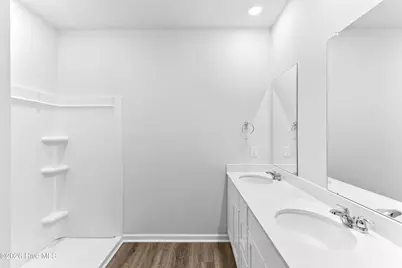 201 Hamlet Court, Richlands, NC 28574 - Photo 23