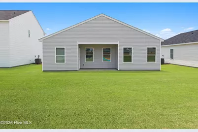 201 Hamlet Court, Richlands, NC 28574 - Photo 5