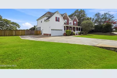 100 Farmington Drive, Richlands, NC 28574 - Photo 3