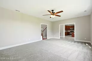 100 Farmington Dr, Richlands, NC 28574 - Photo 11