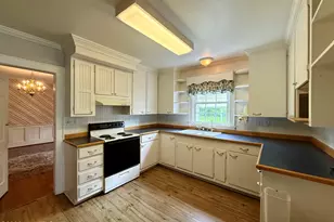 208 Crescent Dr, Windsor, NC 27983 - Photo 5