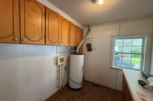 208 Crescent Dr, Windsor, NC 27983 - Photo 9