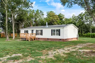 1120 Zion Hill Church Rd, Bladenboro, NC 28320 - Photo 3