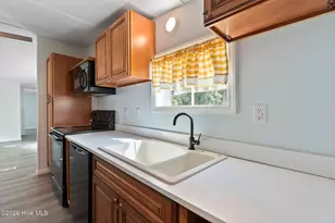2305 N Bluebeard Trail SW, Supply, NC 28462 - Photo 9