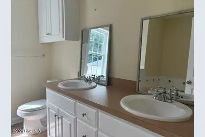 210 Laurel Spring Drive, Nashville, NC 27856 - Photo 17