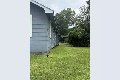 222 Evans Street, Wilmington, NC 28405 - Photo 25