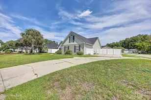 512 Hyacinth Dr, Longs, SC 29568 - Photo 3