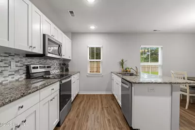 825 Usher Avenue, Shallotte, NC 28470 - Photo 7