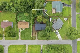 102 Royal Dr, Jacksonville, NC 28546 - Photo 3