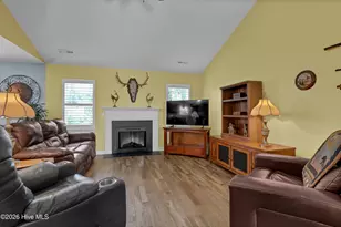116 Bellchase Dr, Jacksonville, NC 28540 - Photo 9