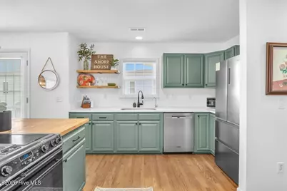 504 Augusta Avenue, Carolina Beach, NC 28428 - Photo 7