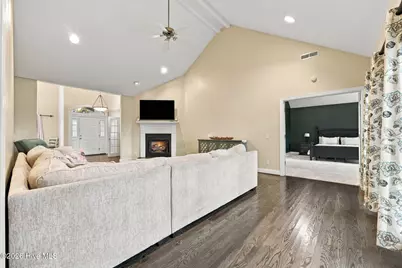 608 Pamlico River Drive, Washington, NC 27889 - Photo 9
