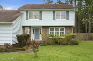 10017 N Olde Towne Wynd SE, Belville, NC 28451 - Photo 5