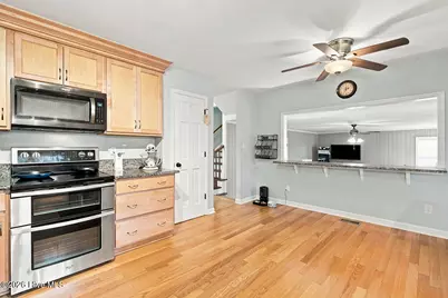 10017 N Olde Towne Wynd SE, Belville, NC 28451 - Photo 17