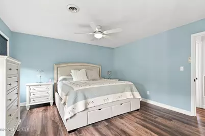 10017 N Olde Towne Wynd SE, Belville, NC 28451 - Photo 25