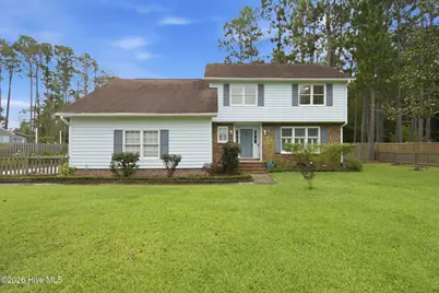 10017 N Olde Towne Wynd SE, Belville, NC 28451 - Photo 3