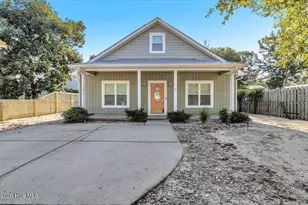102 NW 4th St, Oak Island, NC 28465 - Photo 1