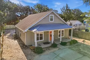 102 NW 4th St, Oak Island, NC 28465 - Photo 51