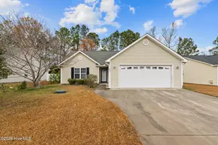 180 Crooked Run Dr, New Bern, NC 28560 - Photo 1