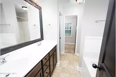 204 Gillcrest Court, Jacksonville, NC 28540 - Photo 17